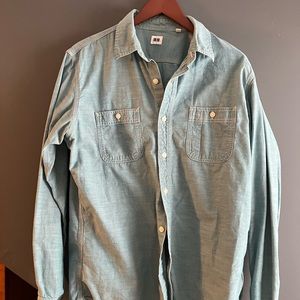 Uniqlo Green Chambray Button Down